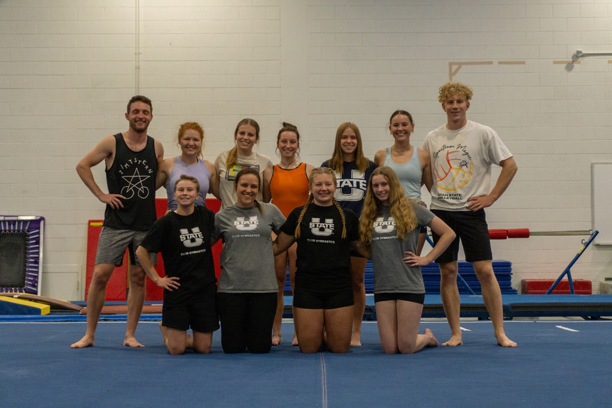 gymnastics team picture