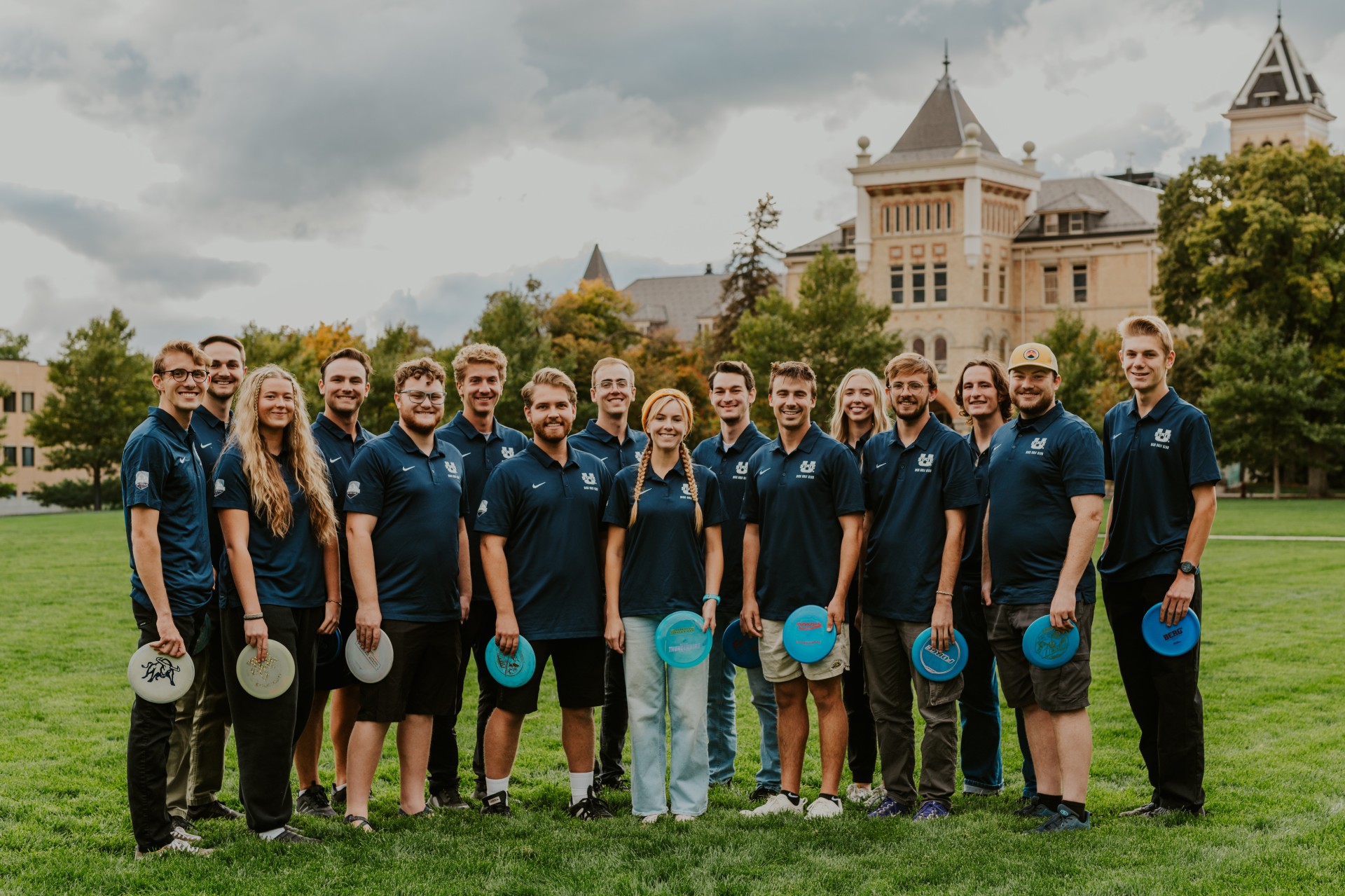Team picture of disc golf