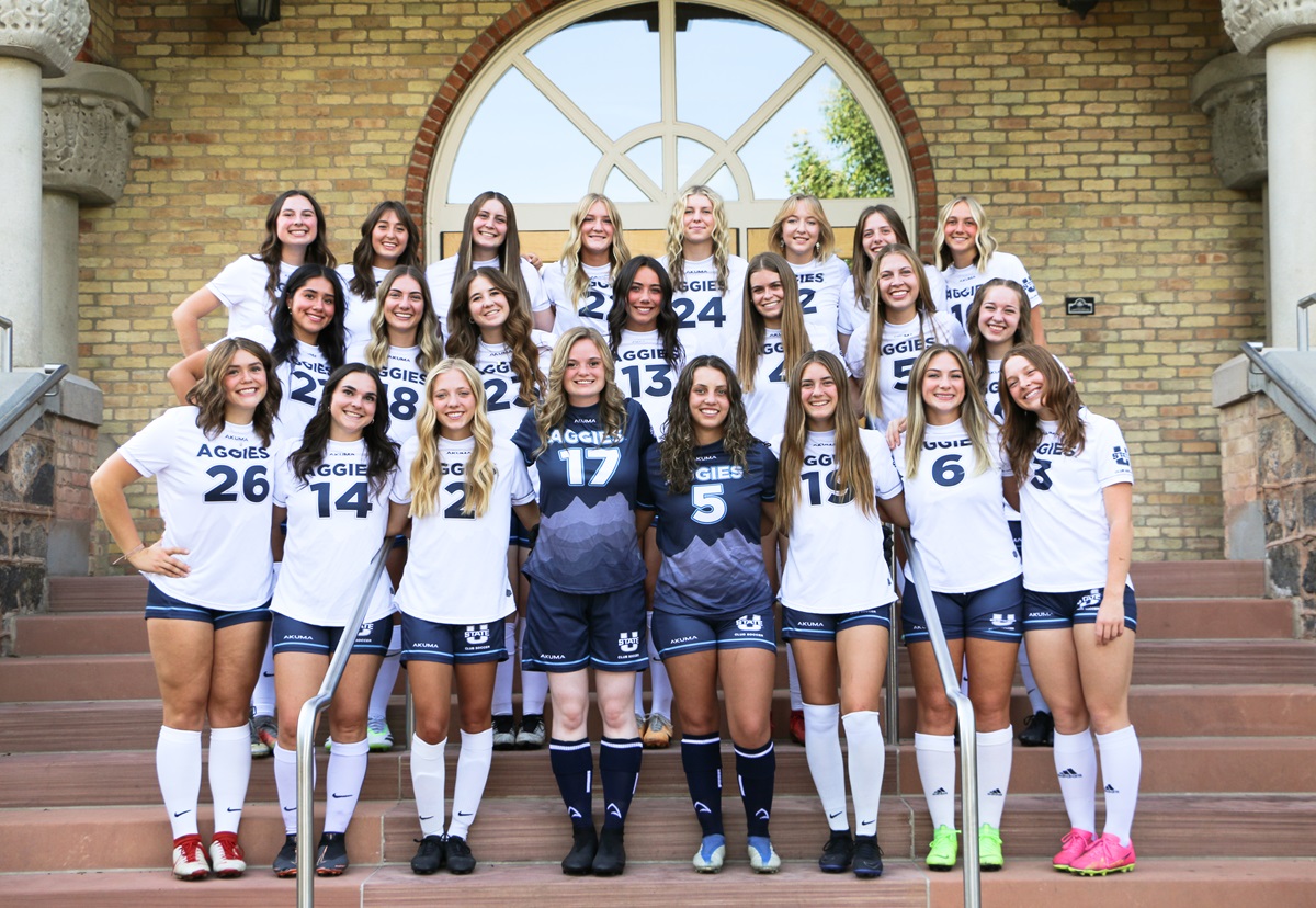 womens soccer team picture