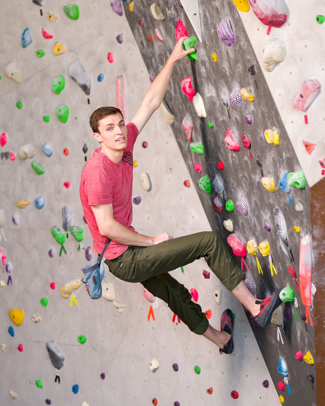 Student on the bouldering wall