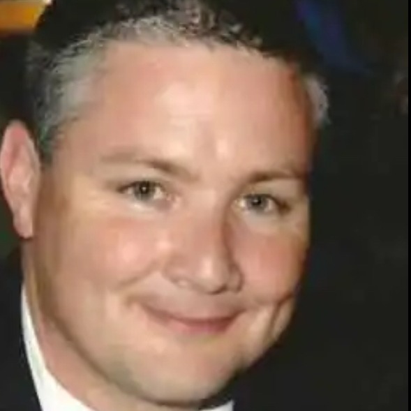 Daren Loyola Circle Picture