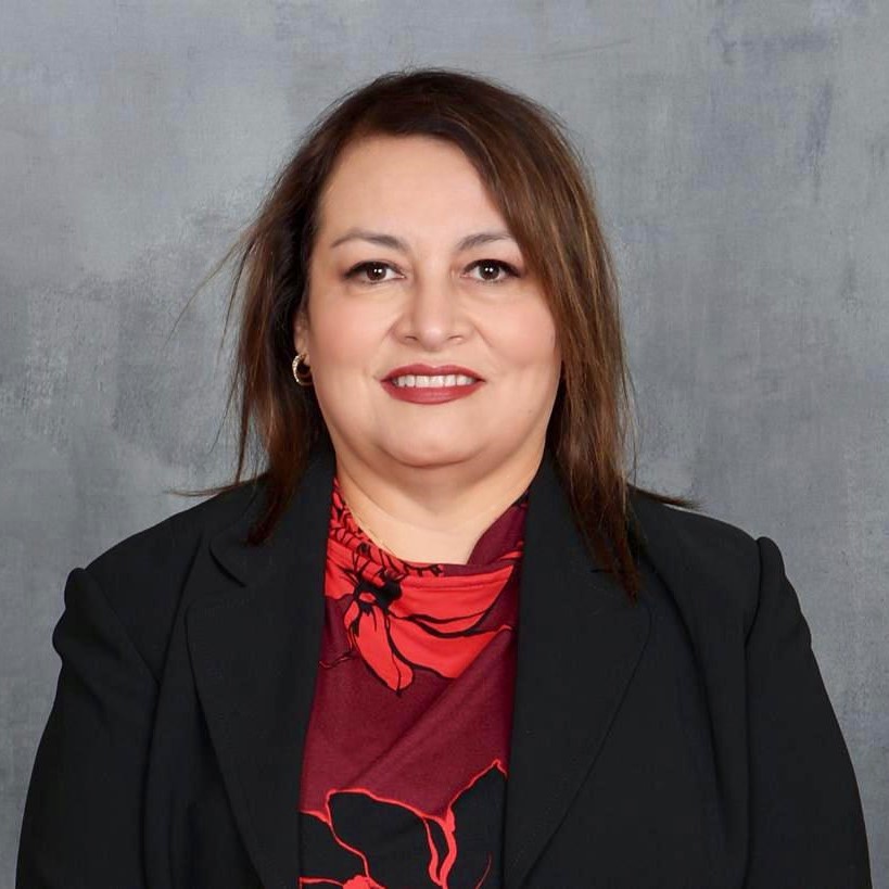 Elsa Perez Circle Picture