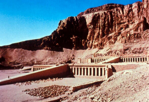 Deir El Bahri (click to see larger image)