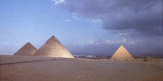Giza Plateau (click to see larger image)