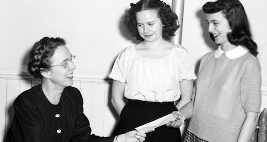 Ione Spencer Bennion with two girls