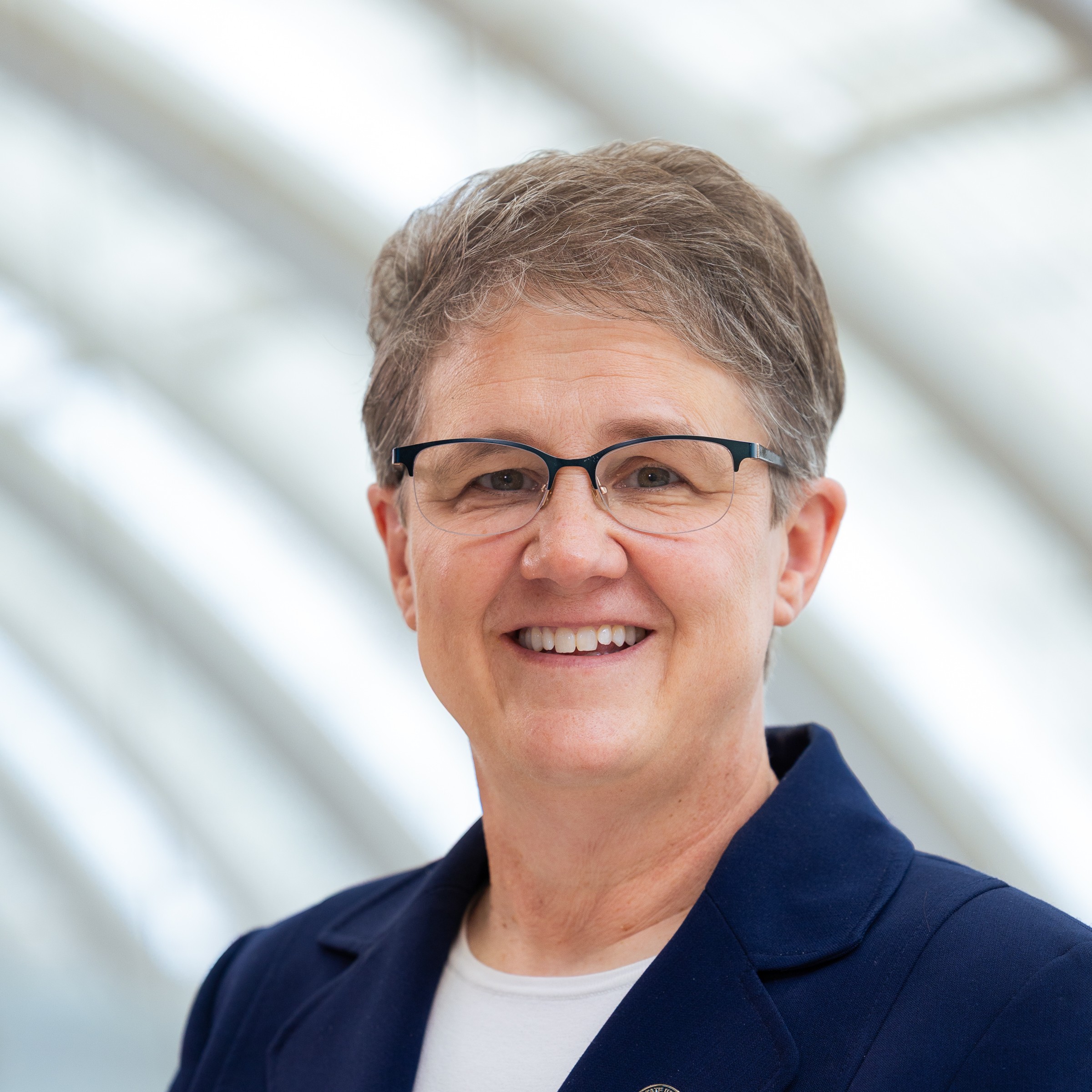 Lisa Berreau headshot