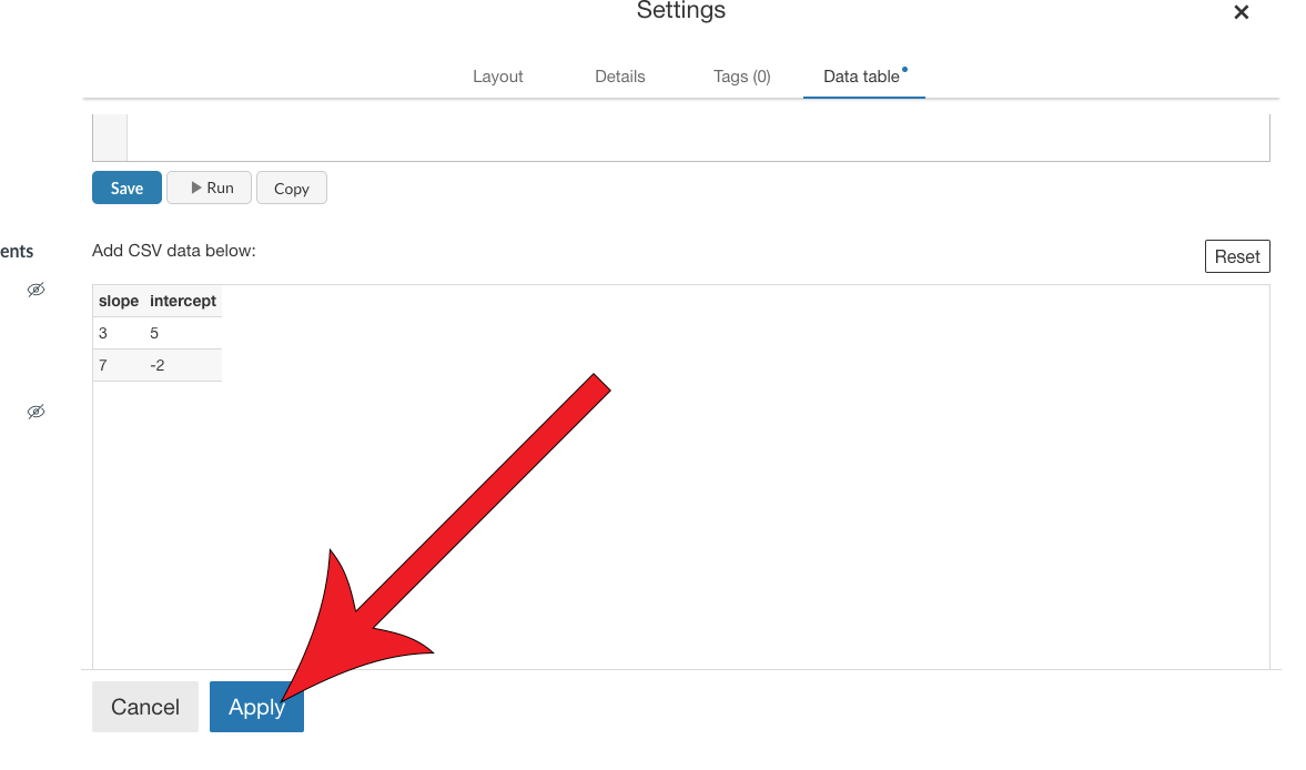 Arrow pointing at blue Apply button at the bottom of the Data Table settings.