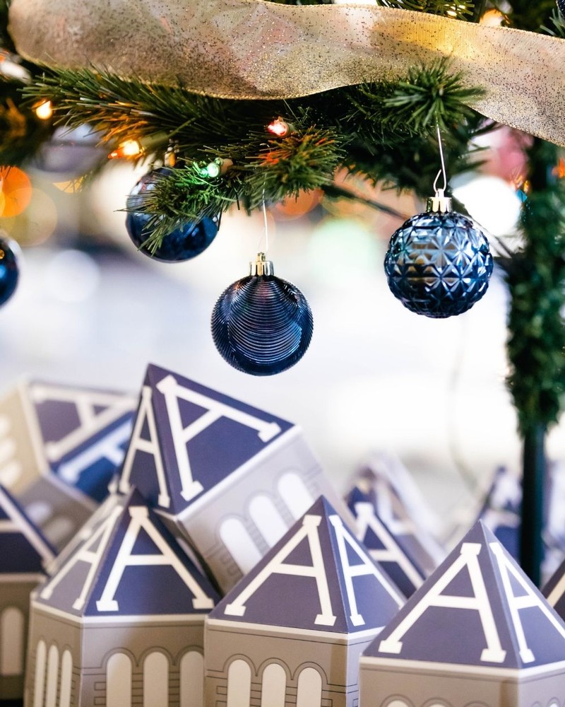 festival-of-trees