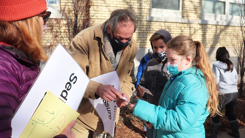 USU geoscientists identify rocks.