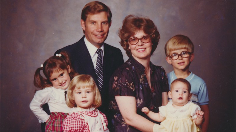 A family portrait photograph.