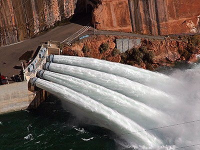 water being released from Glen Canyon Dam