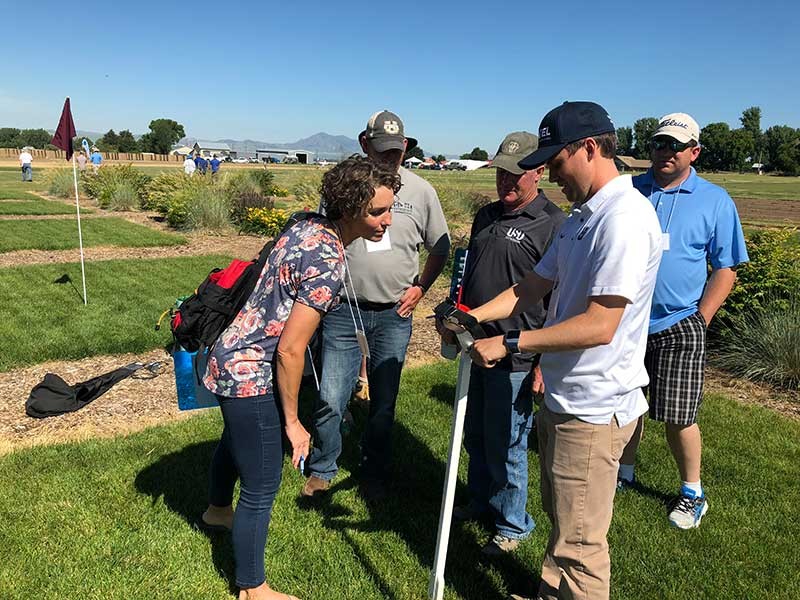 people learning about water-efficient landscaping