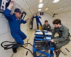 USU students aboard 2010 'Vomit Comet' flight with experiment