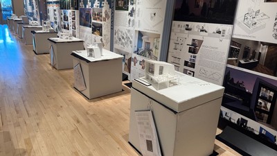 An exhibit of model houses.
