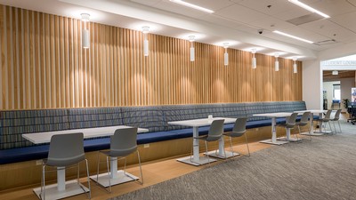 A common area in a higher education facility.
