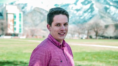 Goldwater Scholar Manuel Santana.