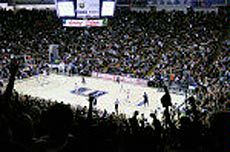 USU's Dee Glen Smith Spectrum and the crowd