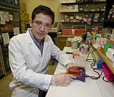 uCIBR student Luke Peterson in his lab