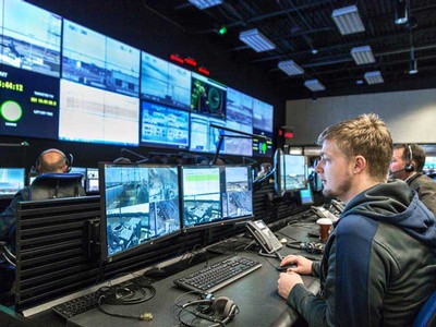 Aerospace engineering graduate student Zac Lewis