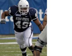 USU football player Carl Singleton