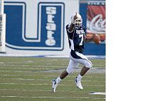 Senior QB/P Leon Jackson III