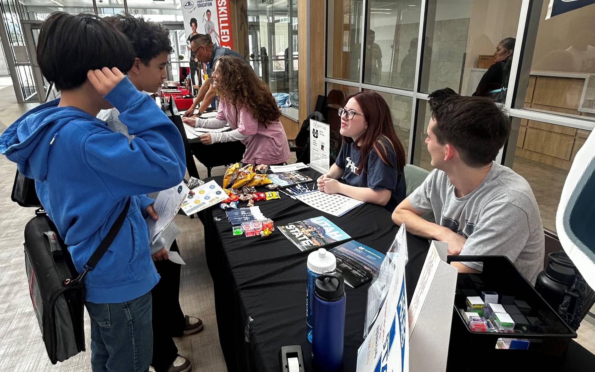GEAR UP Alums Collaborate with Current GEAR UP Students
